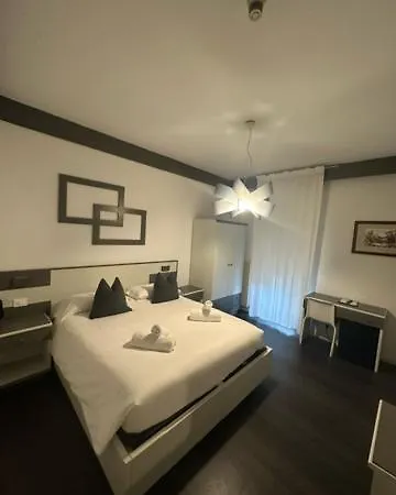 Athos 3* Riva del Garda