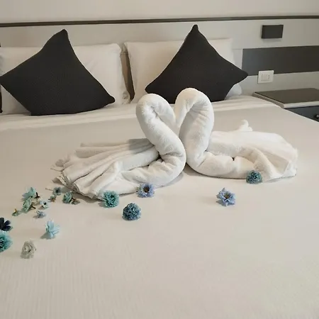 Athos Hotel 3*